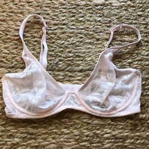 Lacy sheer unlined light pink 32D bra